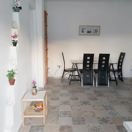 Molos Pine View *