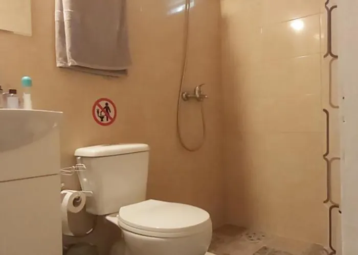 Molos Pine View בית נופש *