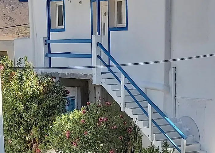 Molos Pine View בית נופש Molos (Paros)