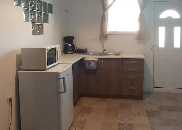 בית נופש Molos Pine View Molos (Paros)