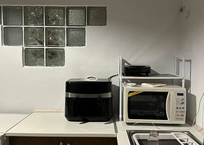 Molos Pine View בית נופש