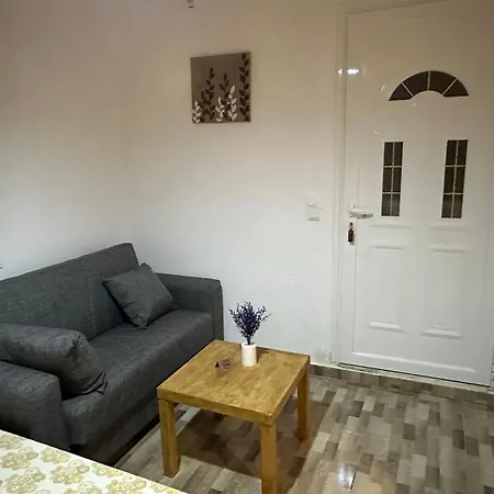 Molos Pine View Vakantiehuis